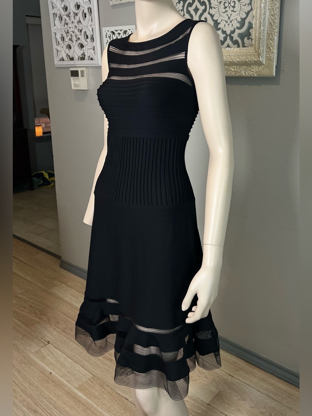 Tadashi Shoji Black Sleeveless Fit-&-Flare Dress